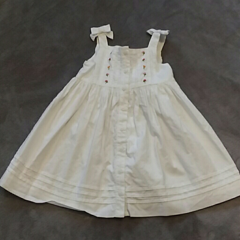 Janie and Jack baby girl size 12-18 months dress